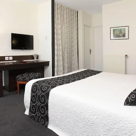 ドゥ コンポステル ホテル 3*