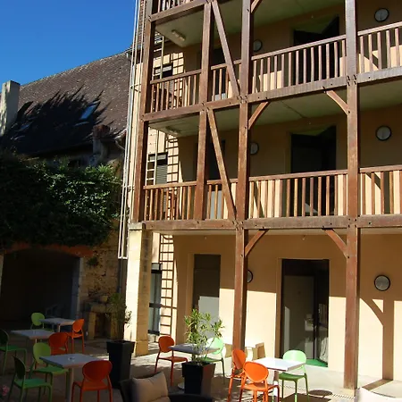 ドゥ コンポステル ホテル