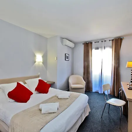 ドゥ コンポステル サルラ・ラ・カネダ