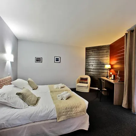 Hotel De Compostelle